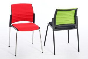 Polsterbezüge und Stuhlgestell lassen sich nach Wunsch auswählen